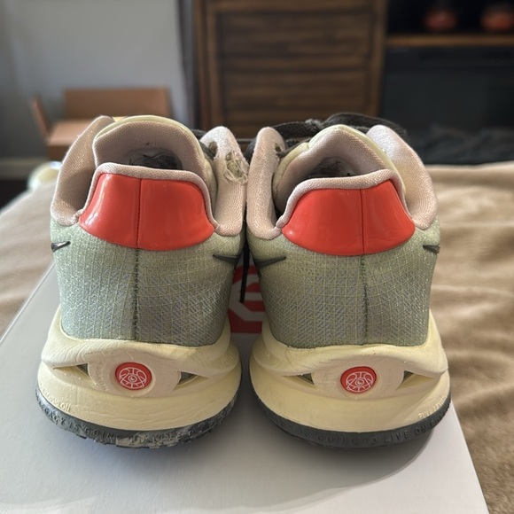 Kyrie Low 4 Coral / Iron Grey Athletic Sneakers - Picture 7 of 13